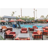 Thousand Oaks - Palm Garden Hotel
