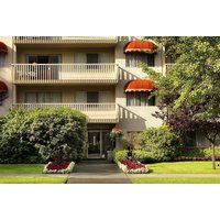 Victoria - Royal Scot Hotel & Suites, Trademark Collection by Wyndham