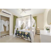 Lucea - Sunshine Seashore Escape Jamaica