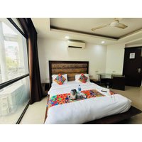 New Delhi - Hotel Green High - Laxmi nagar Metro Gate 5