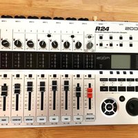 2010s Zoom R24 USB Audio Interface / Digital Multitrack Record...