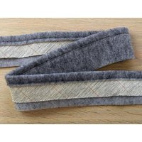 Sleeve Head Roll Light Grey