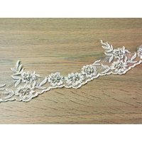 Roxanne Beaded Lace Trim Porcelain