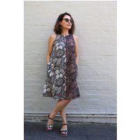 Tessuti Paper Sewing Pattern Bondi Dress