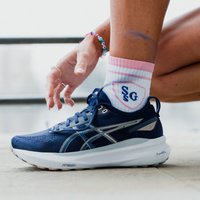 Image of Myprotein MP Strong Girl Society Crew Socks (1 pack) - White - UK 2-5