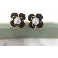SHDIYAYUN 2025 New Natural Freshwater Pearl Stud Earrings for Women Jewelry Camellia Pearl Earrings