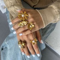 Ilona New Design Exaggerated Style Rings Stainless Steel 18k Gold Plated Cute Pearl Flower Wholesale Rings for Women