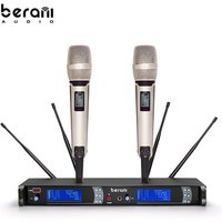 Professional wireless microphone uhf true diversity