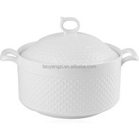 Wholesale White Ceramic Soup Pot and Tureen with Lid and Handle 1800ml