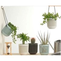 cheap plastic nursery pots hanging small flower pot for garden
