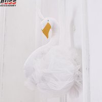 O163 40cm Ruffle Cute Swan Head Wall Decorative Doll Animal Room Ornaments Swan Wall Hanging Decoration