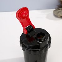 BPA free plastic sport shaker bottles with protein filter