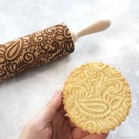 Wooden Engraved Rolling Pin Biscuits