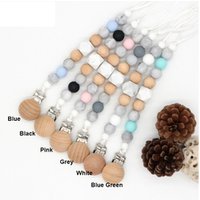 New Design Anti-off Food grade BPA free Cute Pacifier Holder Chain Clip Baby Wooden Dummy Pacifier Clip