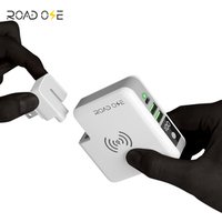 6700 mah 3 in 1 Type C PD Qi Travel Wireless Power Bank with Universal Removable Charger Adapter