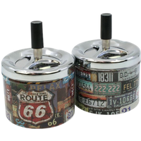 Roterande askkopp USA - 9x7cm