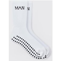 Secret Sales Enjoy 10% Discount on boohooMAN Active Training Grip Socks White UK 558