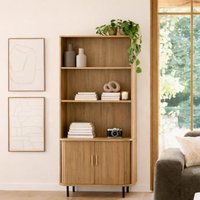 Design boekenkast met schuifdeuren