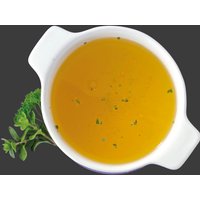 klare Delikatess-Suppe
