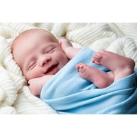 Baby Photoshoot, Photo Block & £250 Artwork Credit at Zen Shots | Wowcher