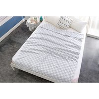 Temperature Regulating Blanket