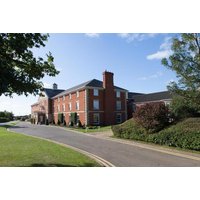 4* Luxury Whittlebury Hall Hotel Stay for 2 with 3-Course Dinner & Full Heat and Leisure Facilities Access | Things To Do
