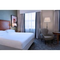 4* Marriott London Escape: Delta Hotels Bexleyheath Stay with Prosecco, Breakfast & Late Checkout for 2 - Dinner Upgrade | Wowcher