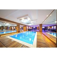 4* Istanbul Getaway with Stay, Breakfast, Spa Access & Return Flights | Wowcher