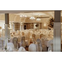 4* Mulroy Woods Hotel, 1 or 2 Night Stay For 2 with Breakfast & Late Checkout! | Wowcher
