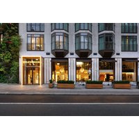 5* The Athenaeum Luxury Spa Day For 2: Choice of Treatment, Cream Tea, Prosecco & Spa Access - Mayfair, London | Things To Do