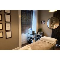 60 Minute Tailored Hydrating Facial - Glasgow City Centre | Things To Do