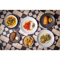 2 or 3 courses with wine for two at Tom's Chop House - Manchester | Things To Do