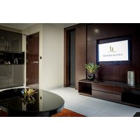 Leeds Apartment Stay with Late Checkout - Mansio Suites Basinghall | Things To Do