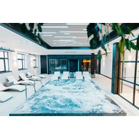 2-Hr Spa Retreat with Access & Glass of Prosecco for up to 4 - The Spa at Hub26, Bradford | Things To Do