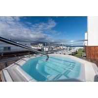 4* Gran Canaria Holiday with Beachfront Hotel Stay, Rooftop Pool & Return Flights | Wowcher