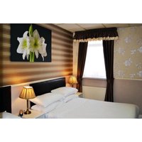 Christmas By The Sea Stay for 2 with Dining and Shows at Lyndene Hotel - Blackpool | Things To Do