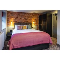 Berkshire Country Stay at Easthampstead Park Hotel with Breakfast, Prosecco & Late Checkout & Dining Upgrade! | Things To Do