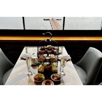 Morning or Afternoon Tea and Prosecco at Loch Lomond For 2 - 4 | Things To Do