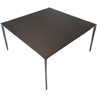 Deesup Table carré Long Island en verre noir Rimadesio