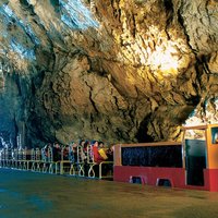 Postojna Cave & Predjama Castle from Koper