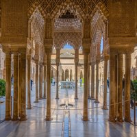 Alhambra and Granada Private Tour from Marbella, Malaga and port
