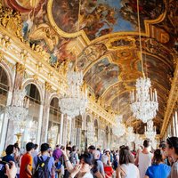 Versailles Château and Gardens Walking Tour