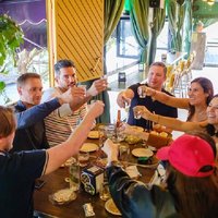 All Included Foodie Tour: Seafood & Beers at 3 Cool Restaurants.