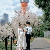 Snap Photo in New Tokyo