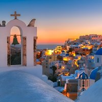 Santorini Island: Guided Tour From Heraklion Crete