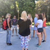 Private Recoleta Walking guided Tour with Cementery and Evita