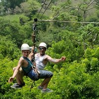 ROATAN: Zipline-Sloths-Snorkeling-City Tour Chocolate & Rum
