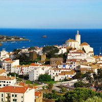 Girona & Costa Brava Small-Group Tour from Barcelona with Pickup