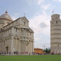 Private Day Trip from Florence to Pisa, Lucca and Vinci