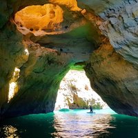 Boat trip to the caves of Benagil